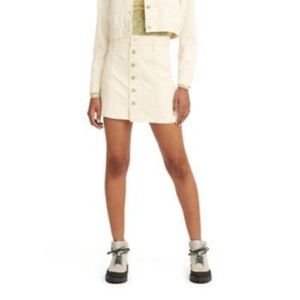Levi’s white jean skirt